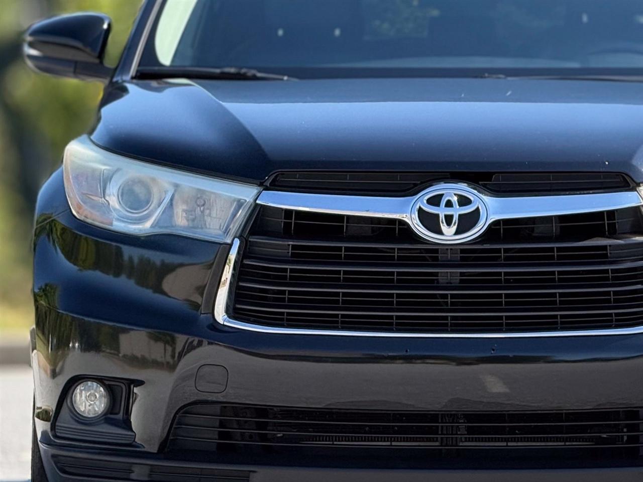 Toyota Highlander  2015