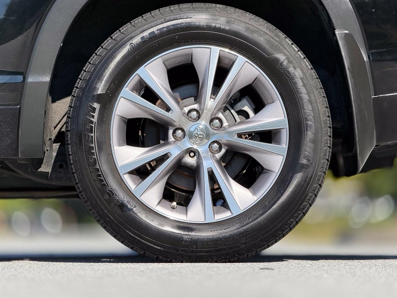 Toyota Highlander  2015