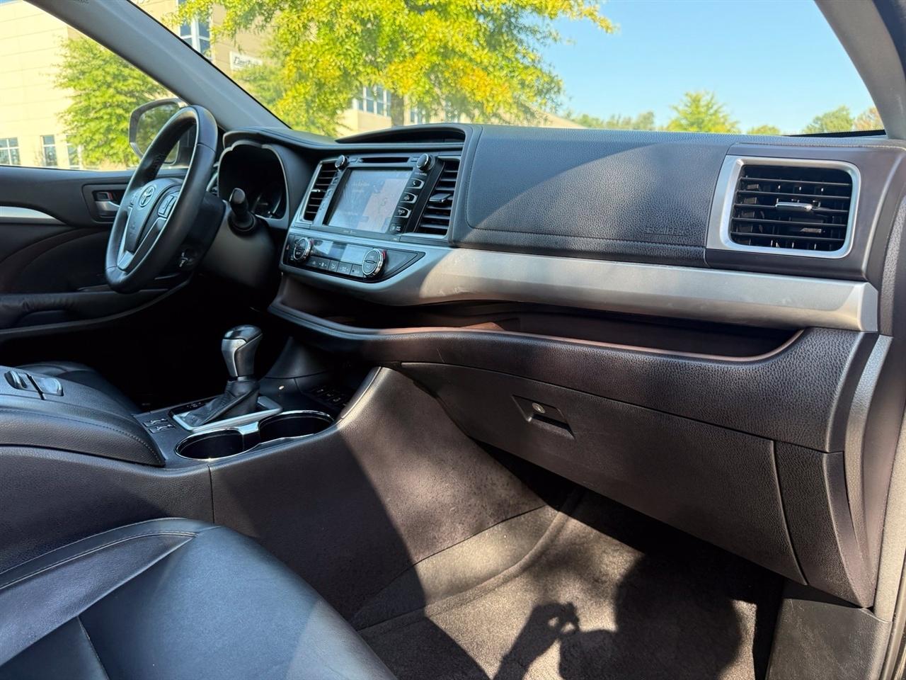 Toyota Highlander  2015