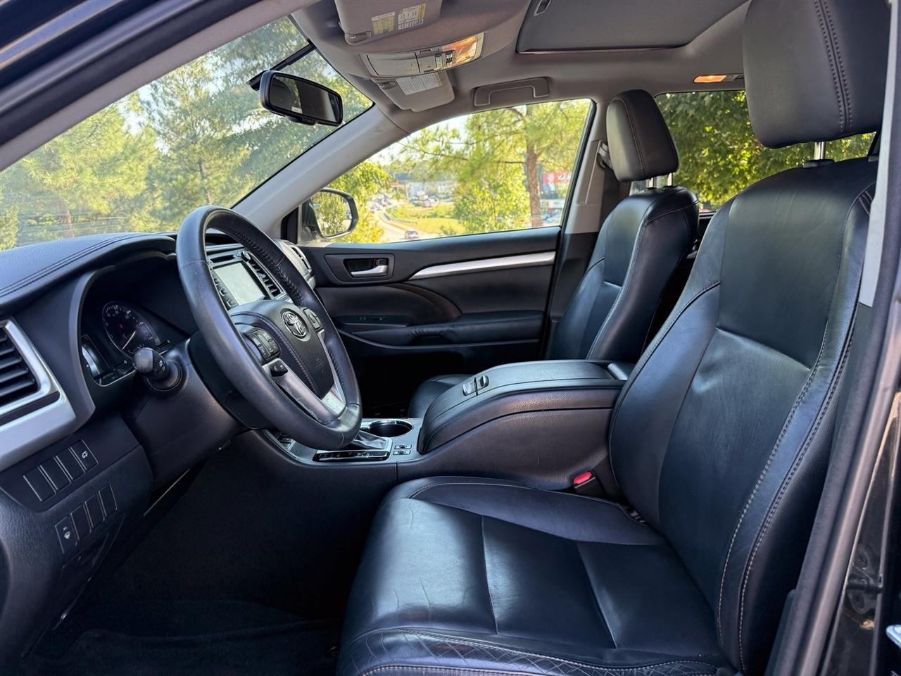 Toyota Highlander  2015