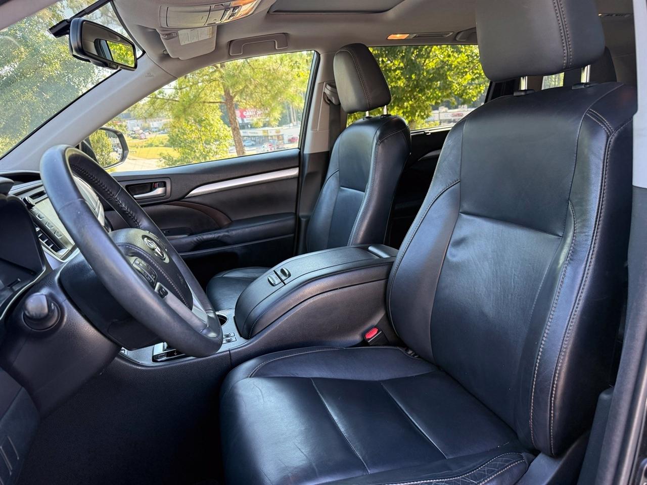 Toyota Highlander  2015