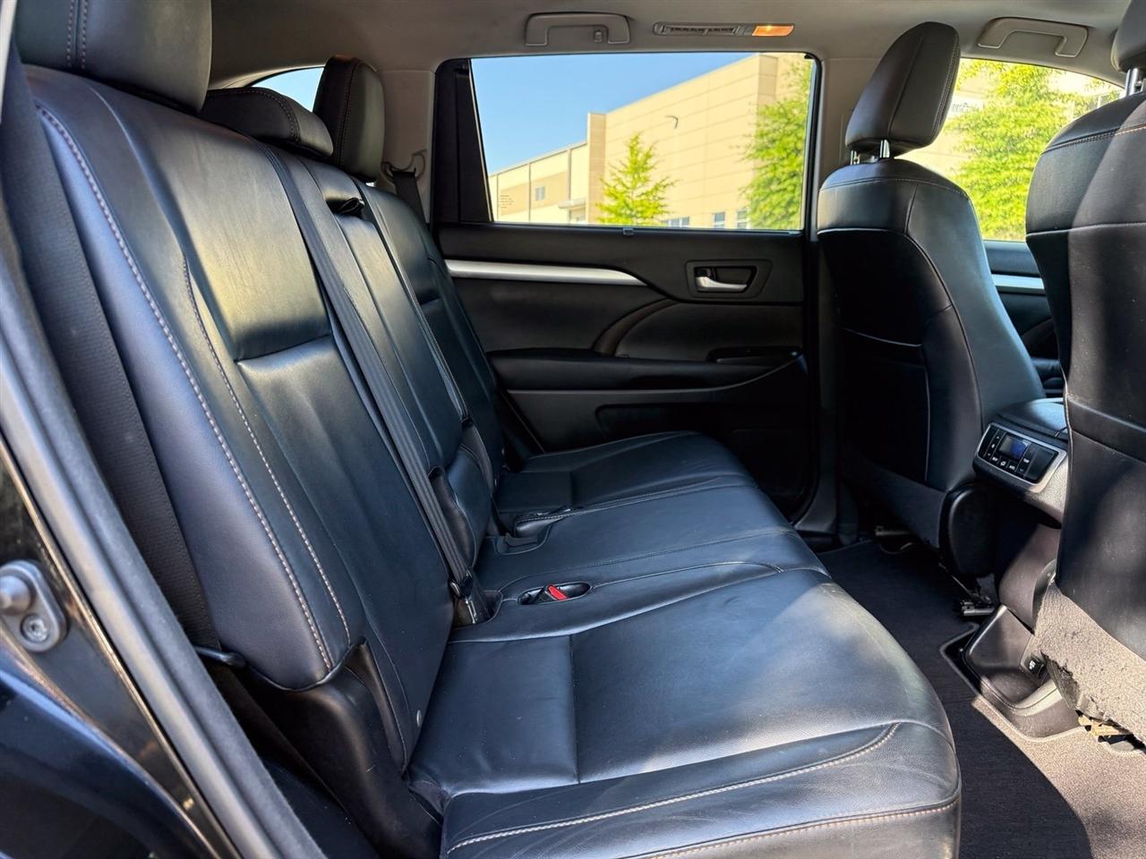 Toyota Highlander  2015