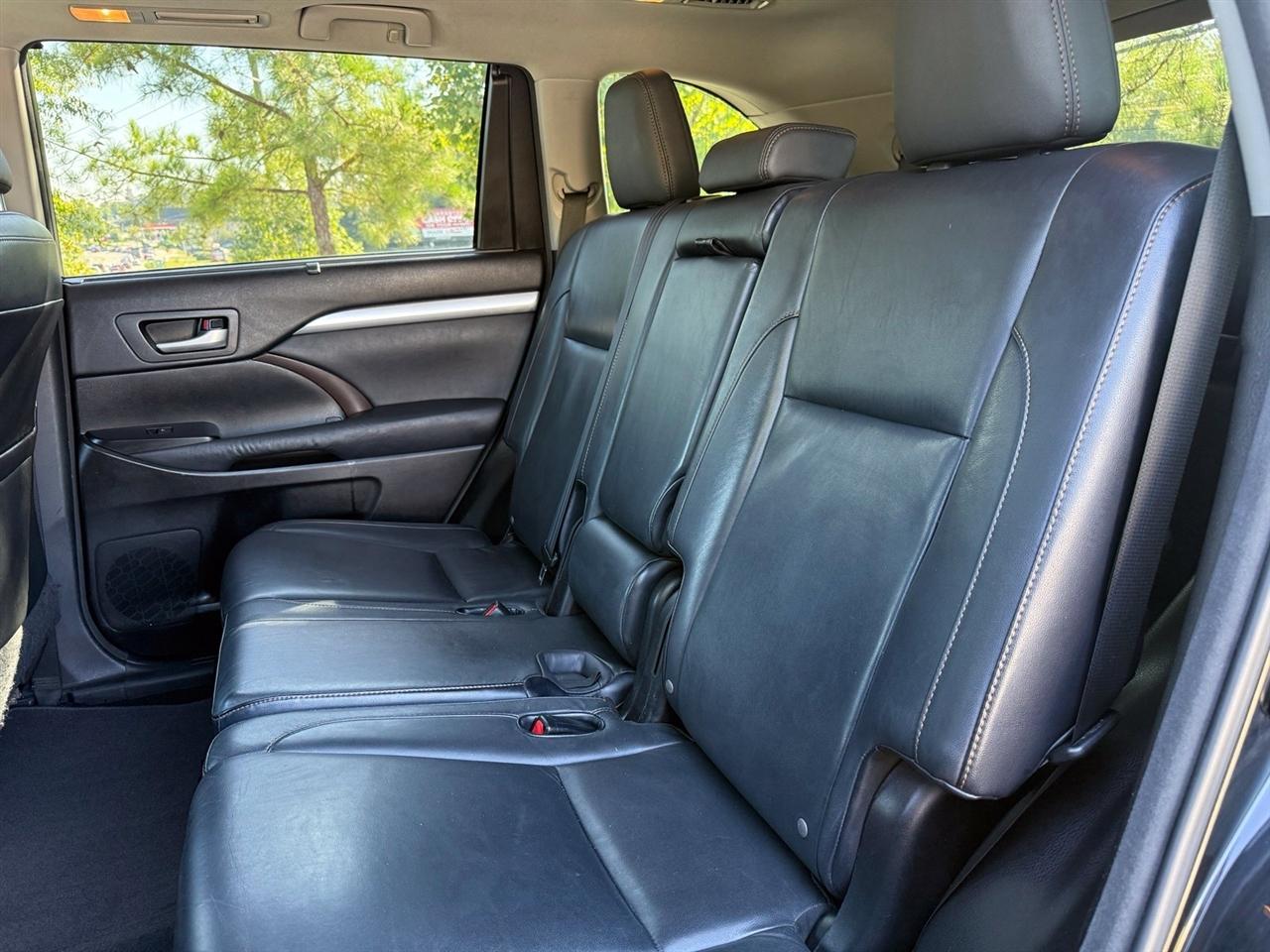 Toyota Highlander  2015