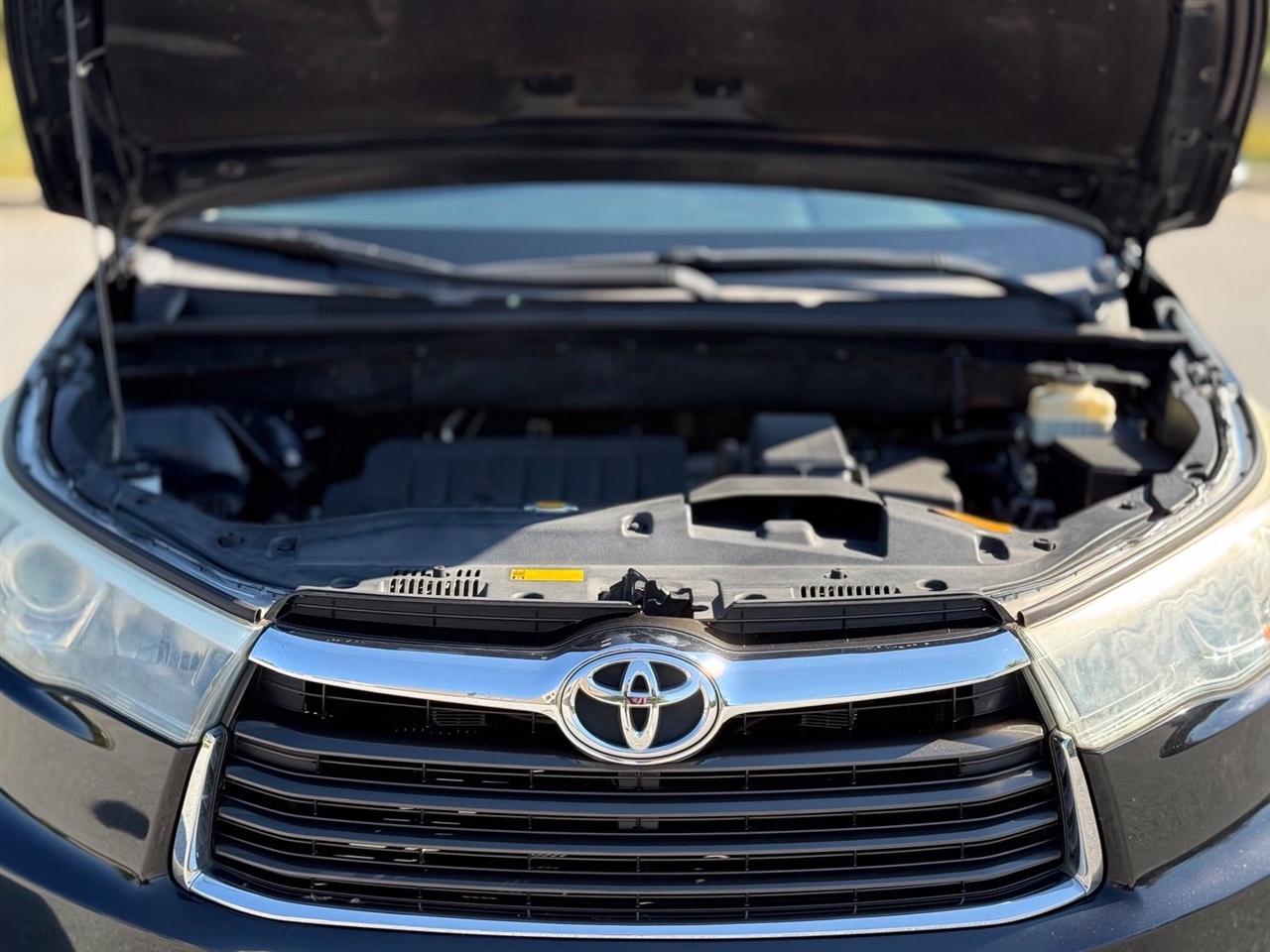 Toyota Highlander  2015