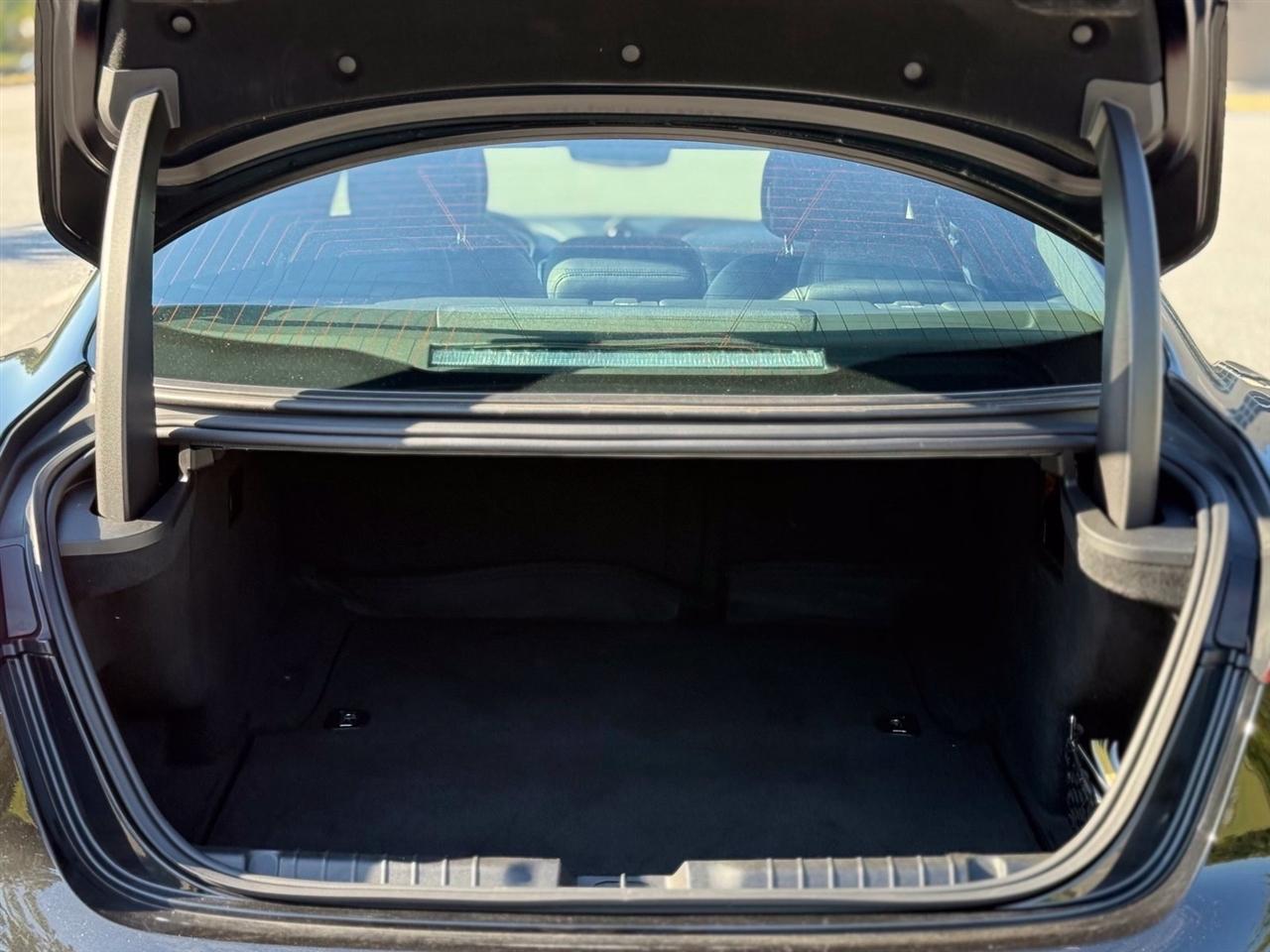 Maserati Ghibli  2019