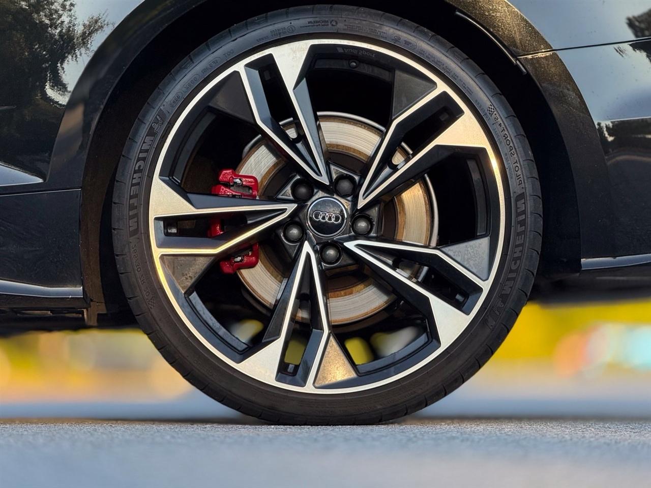 Audi S5 photo 19