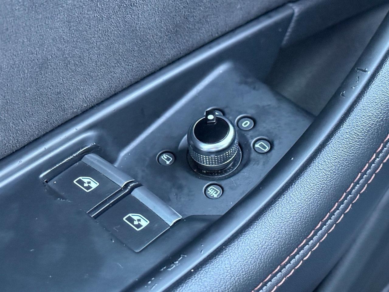 Audi S5 photo 33
