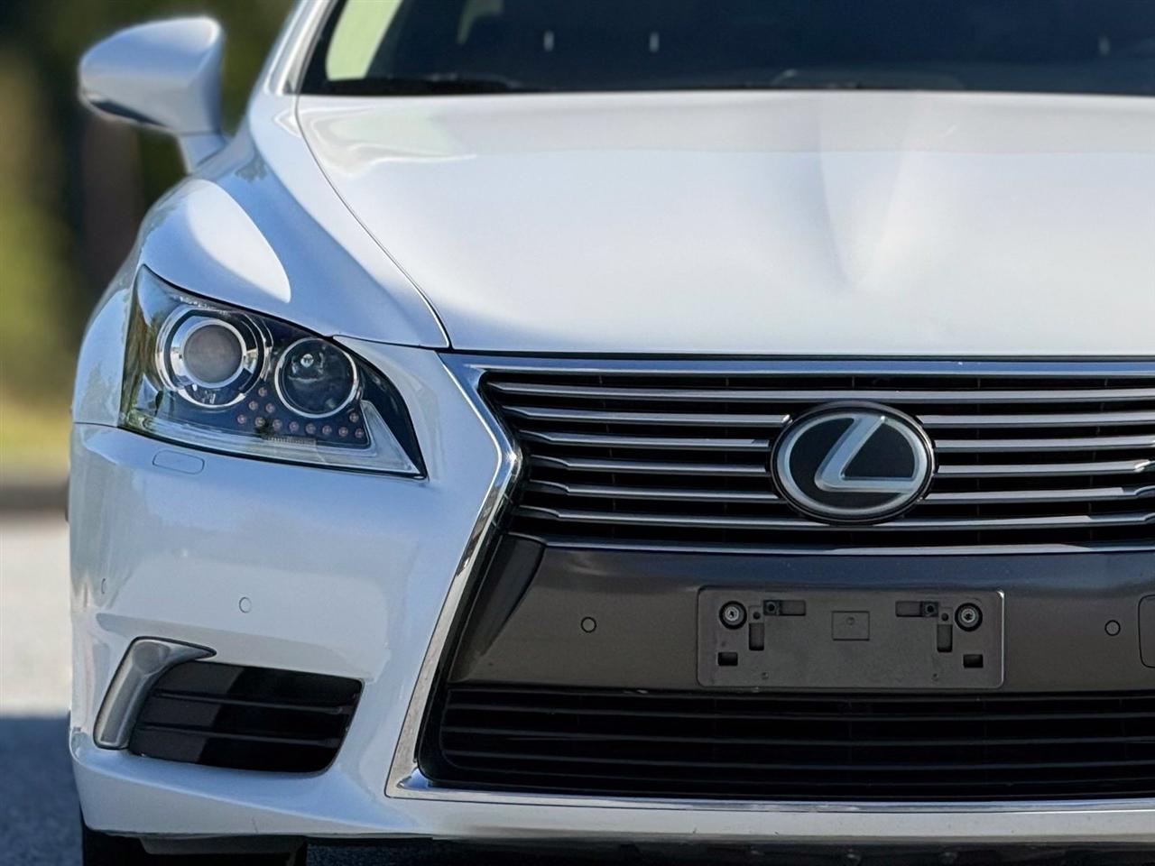 Lexus LS  2017