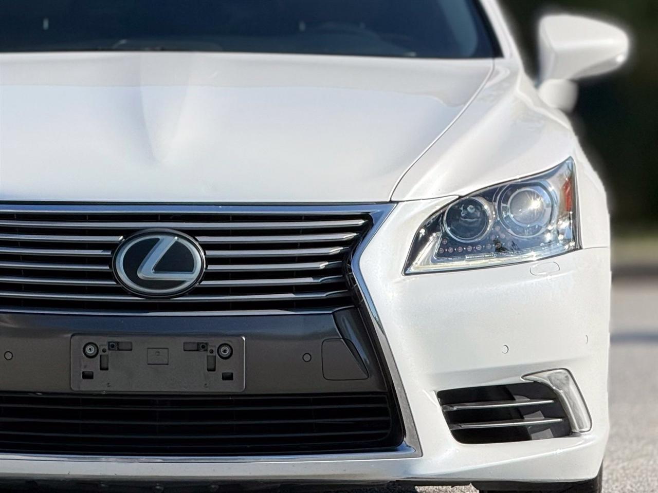 Lexus LS  2017