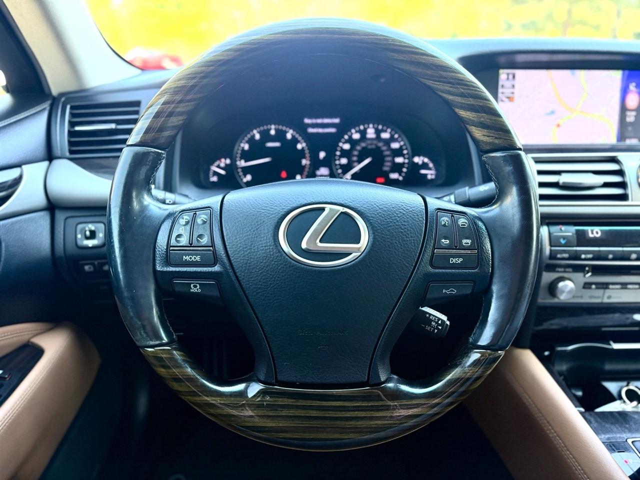 Lexus LS  2017