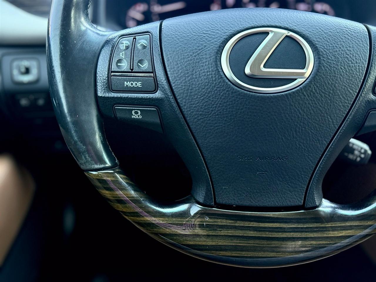 Lexus LS  2017