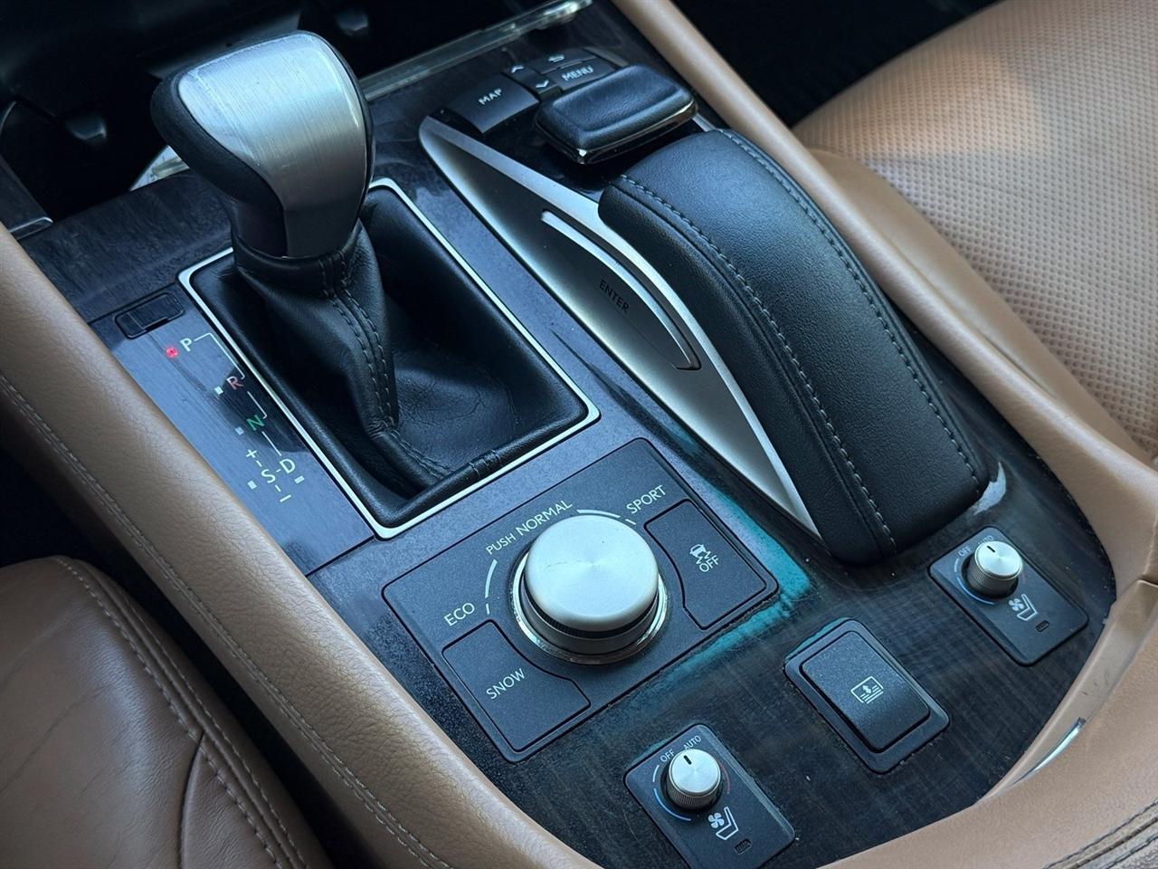 Lexus LS  2017