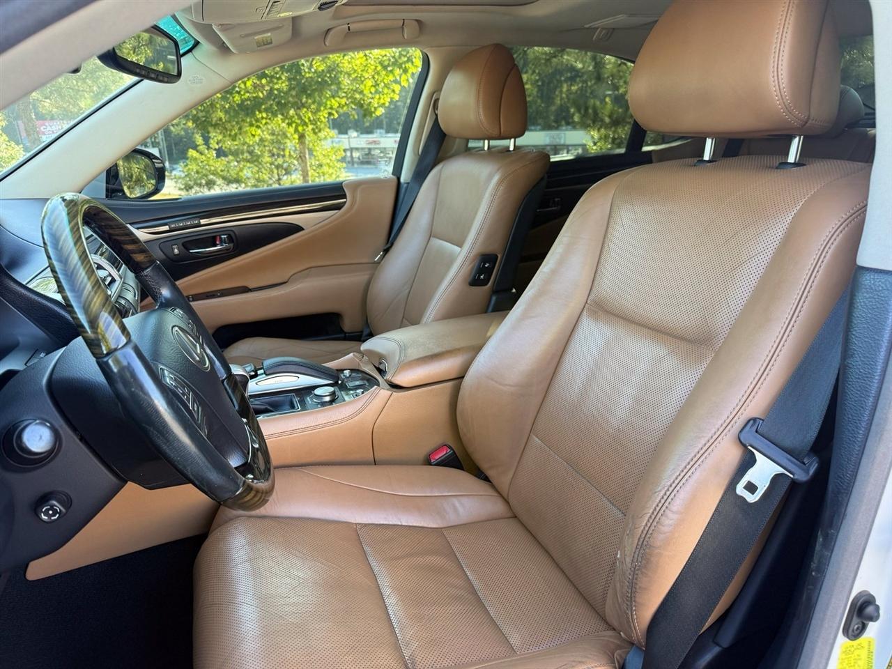 Lexus LS  2017
