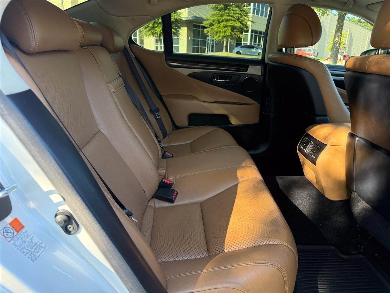 Lexus LS  2017