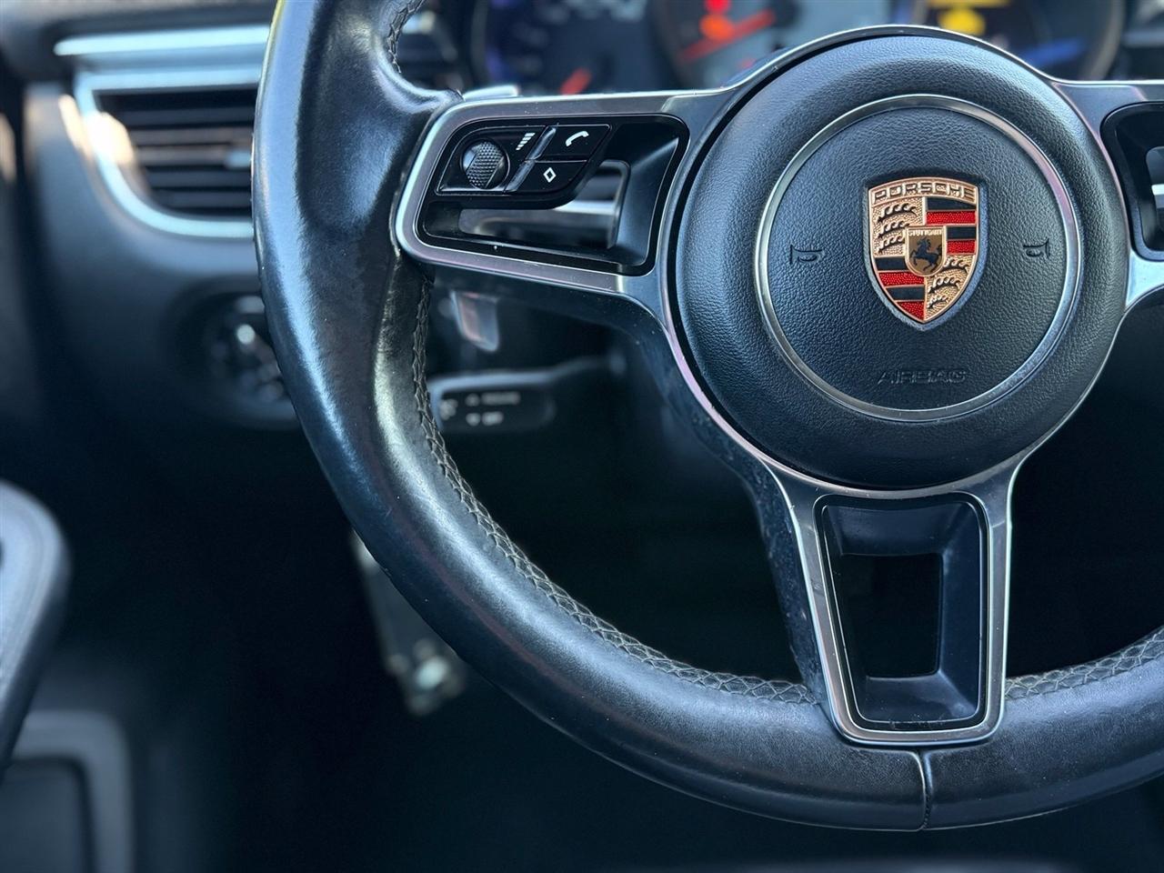 Porsche Macan  2015