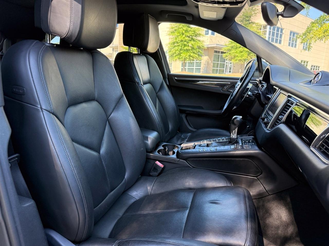 Porsche Macan  2015