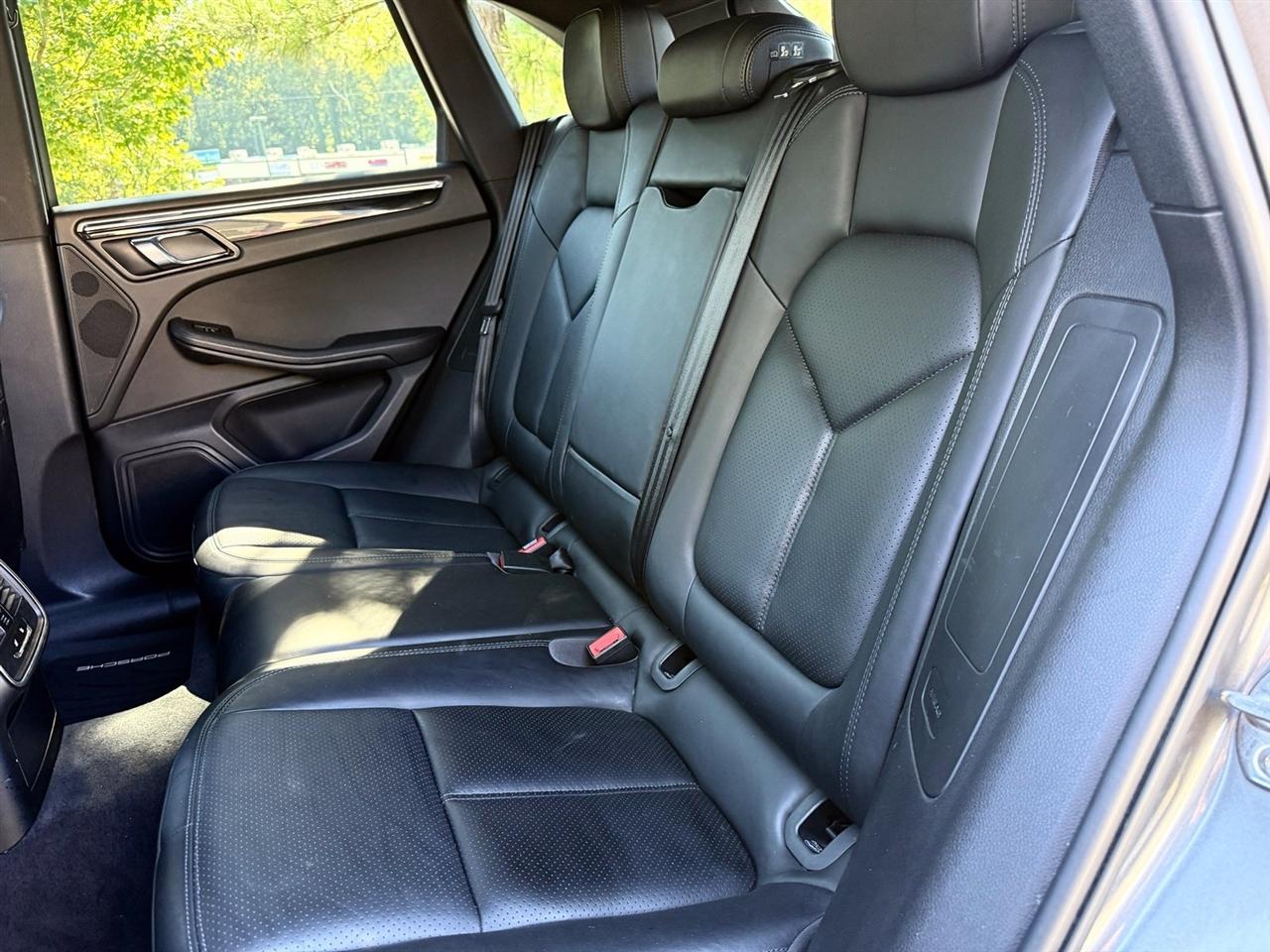 Porsche Macan  2015