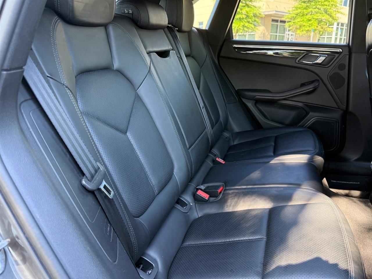 Porsche Macan  2015