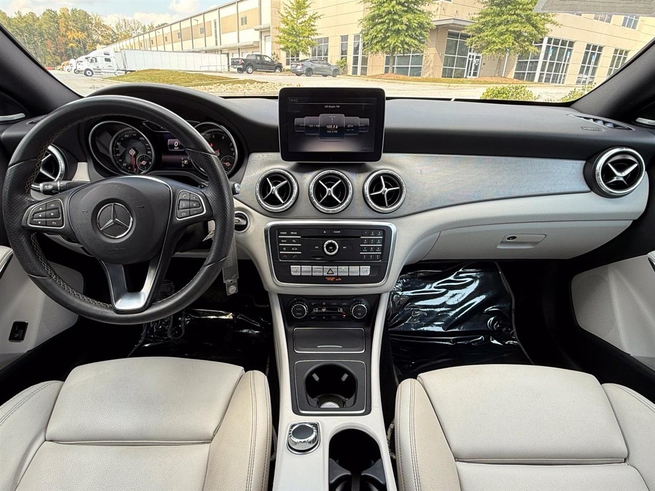 Mercedes-Benz CLA  2017