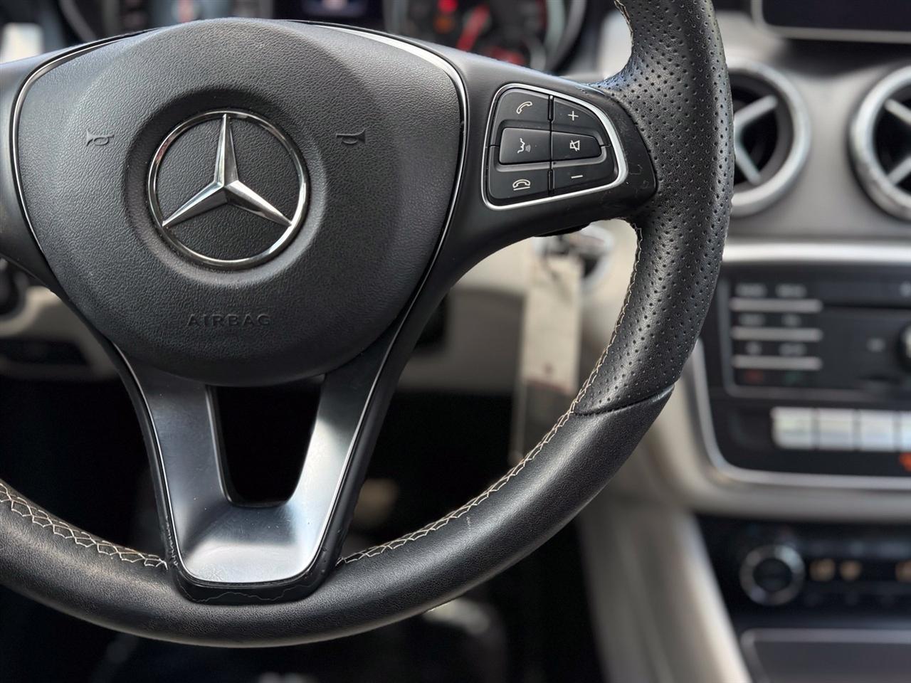 Mercedes-Benz CLA  2017