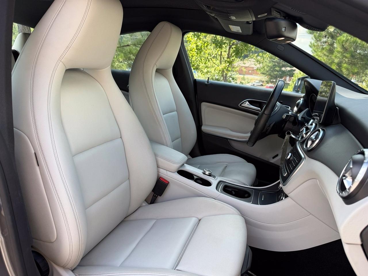 Mercedes-Benz CLA  2017