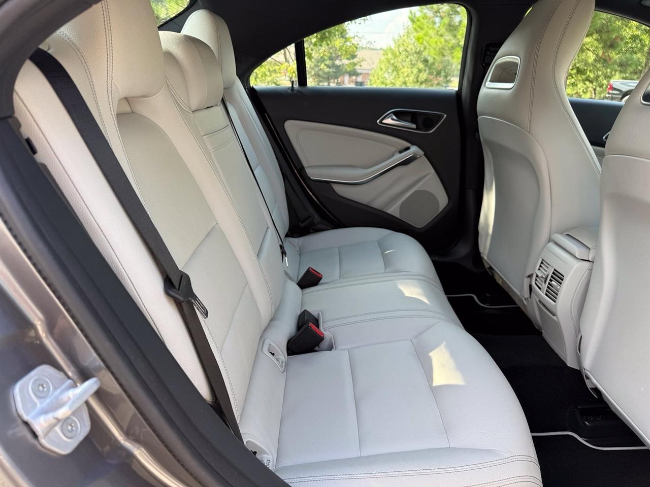 Mercedes-Benz CLA  2017