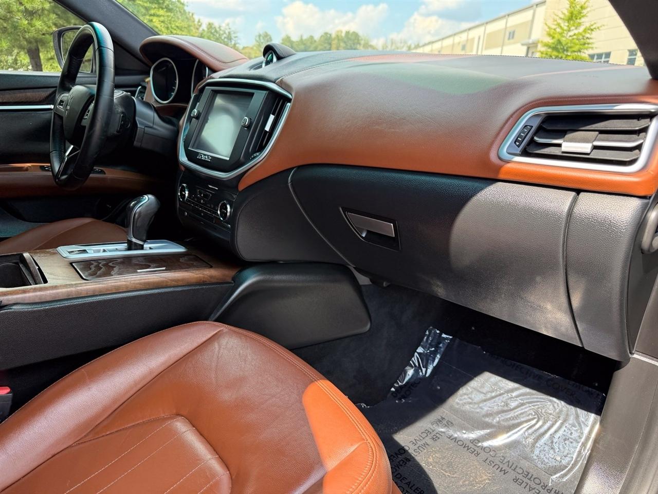 Maserati Ghibli  2016
