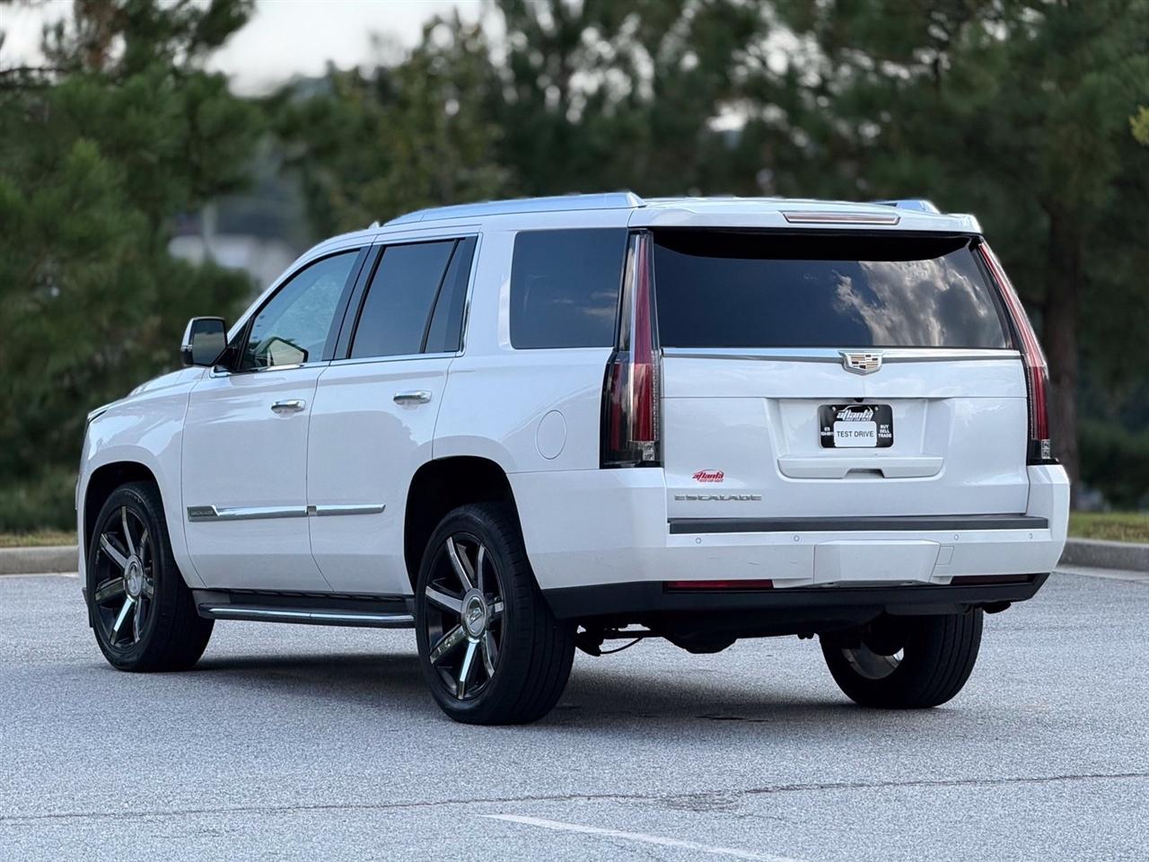 Cadillac Escalade  2016