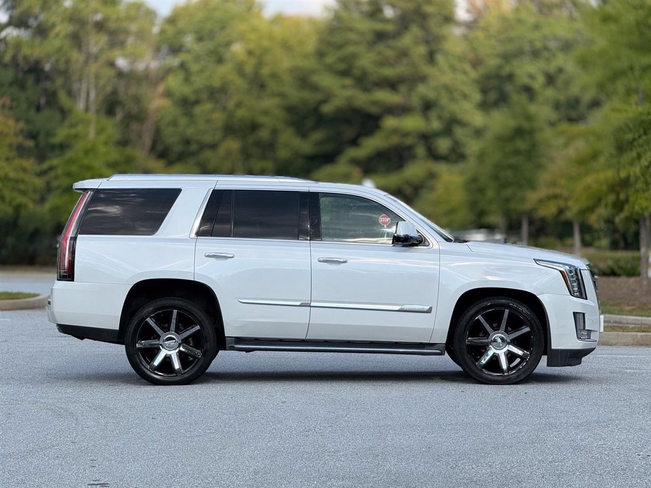 Cadillac Escalade  2016