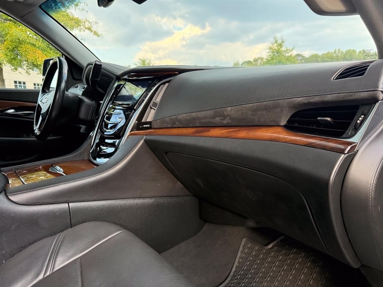 Cadillac Escalade  2016