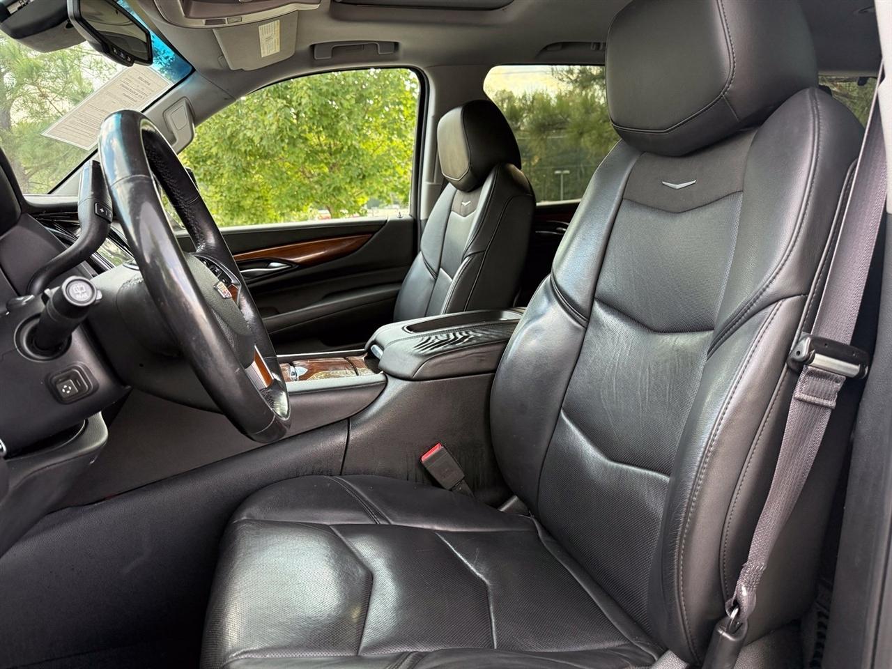 Cadillac Escalade  2016