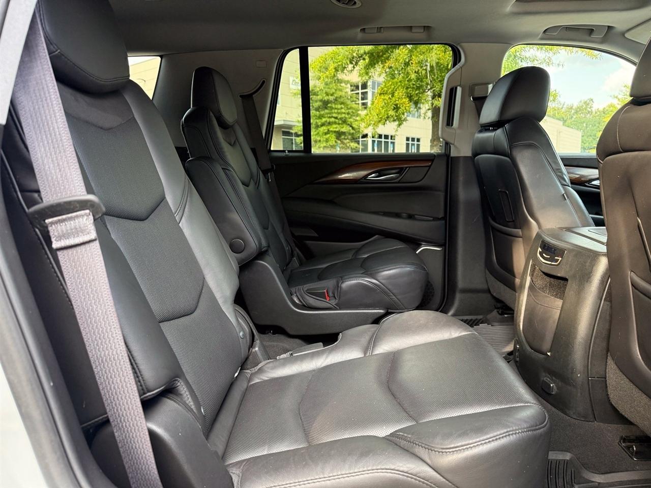 Cadillac Escalade  2016