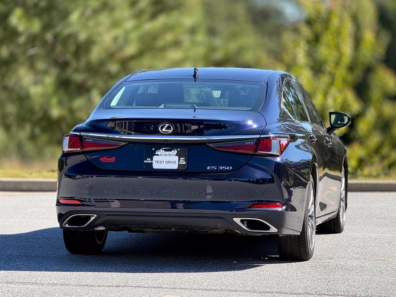 Lexus ES  2019