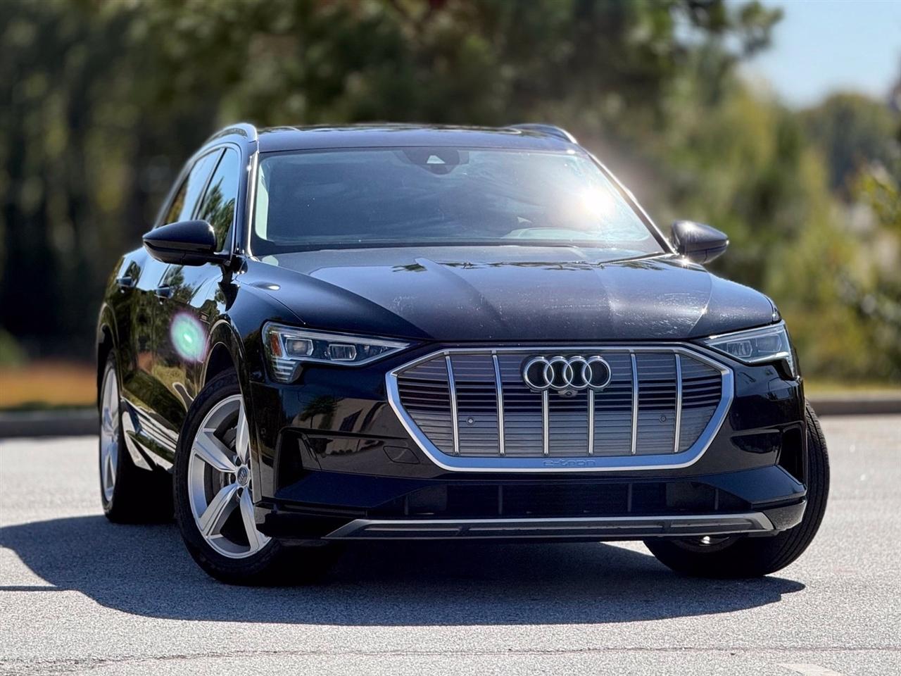 Audi E-Tron  2019