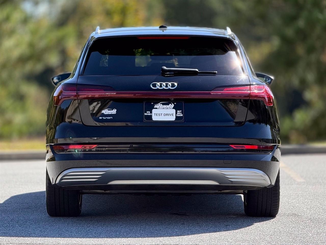Audi E-Tron  2019