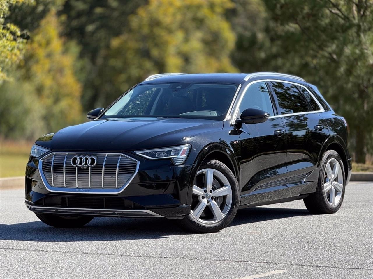 Audi E-Tron  2019