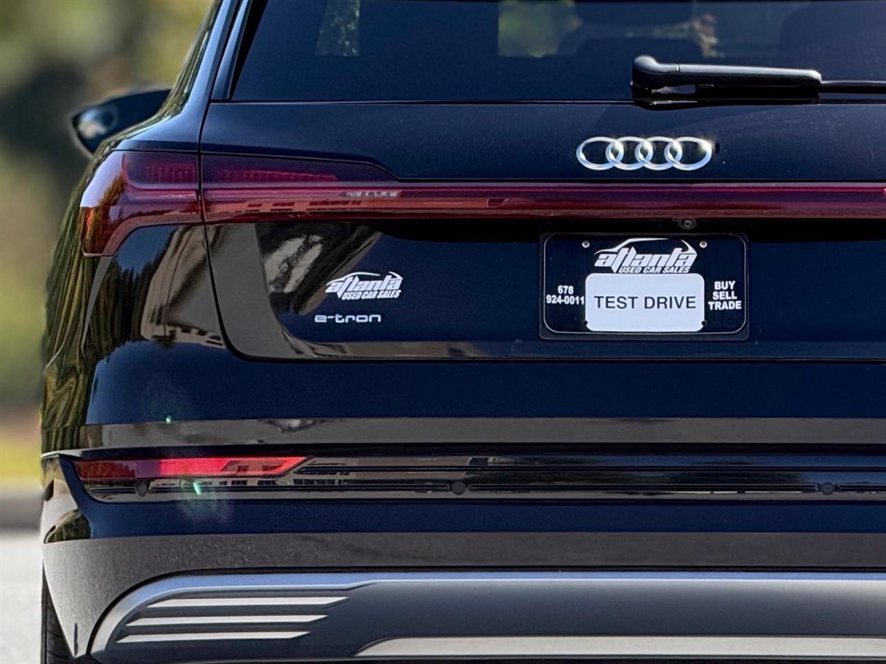 Audi E-Tron  2019