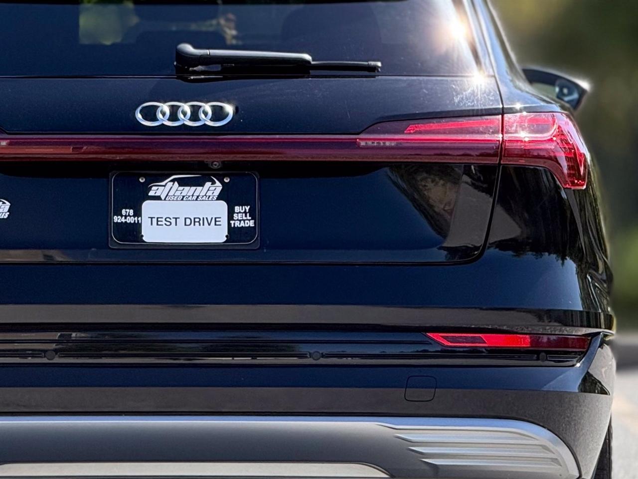 Audi E-Tron  2019