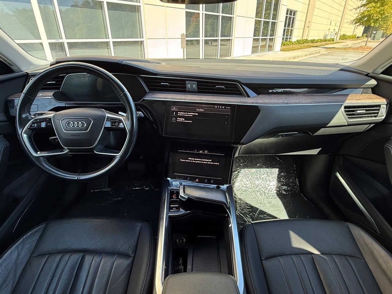 Audi E-Tron  2019