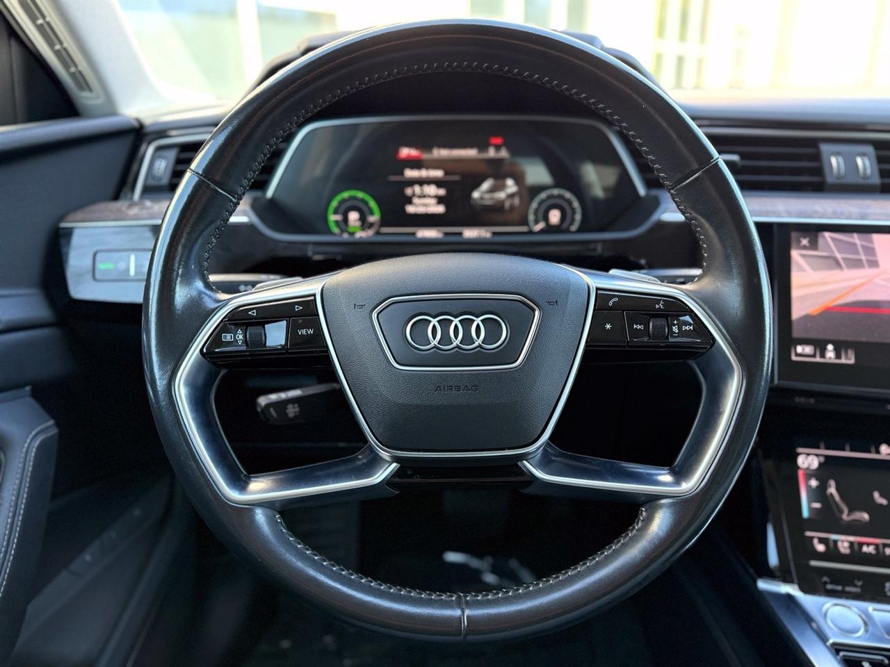Audi E-Tron  2019