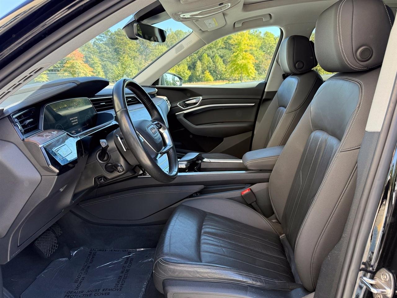 Audi E-Tron  2019
