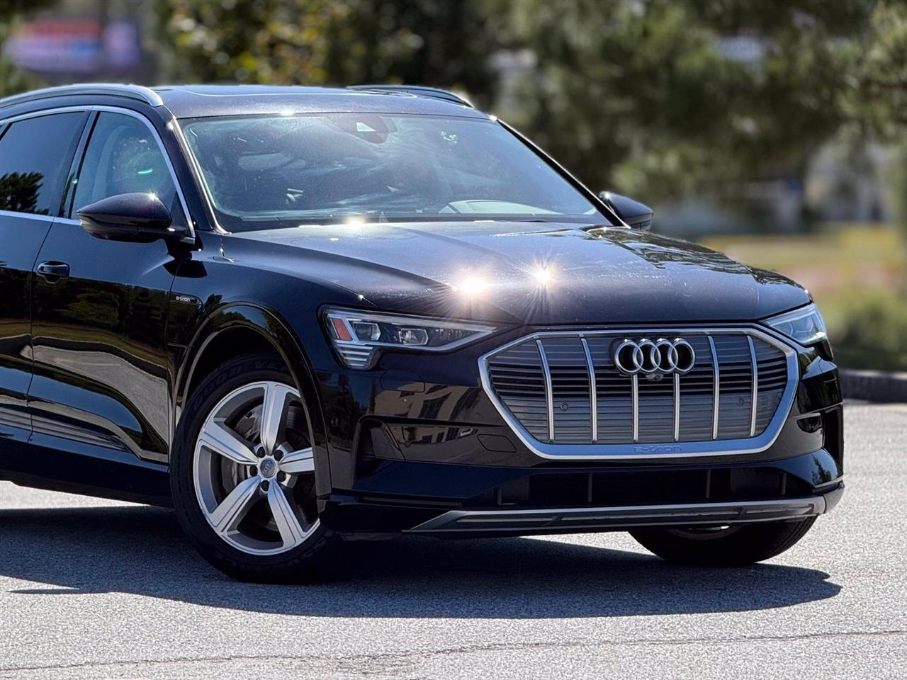Audi E-Tron  2019