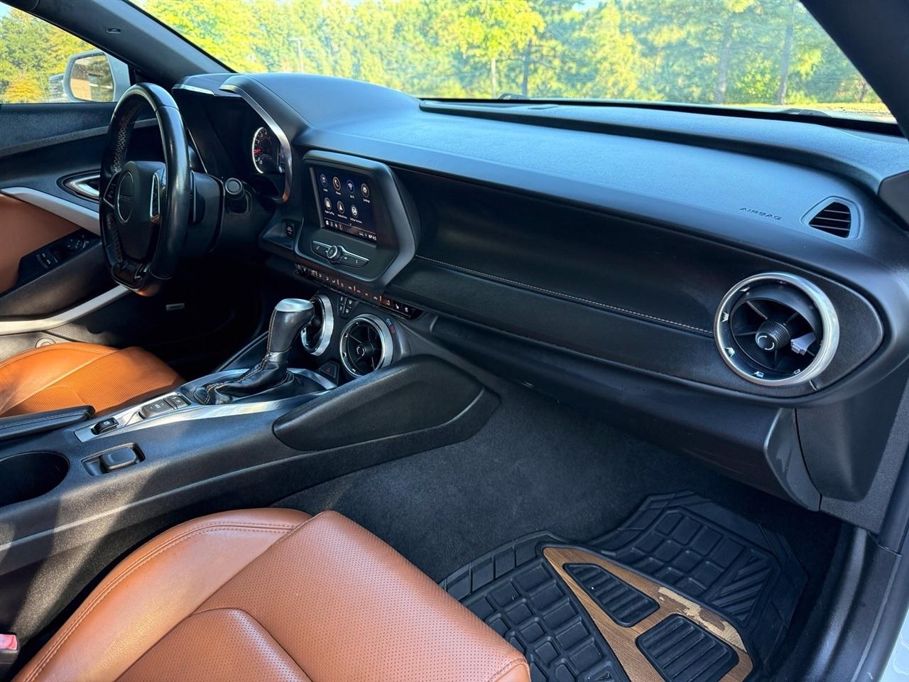 Chevrolet Camaro  2020