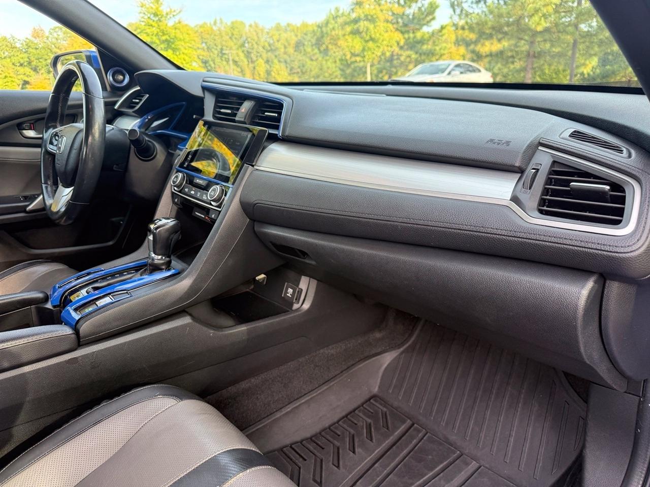 Honda Civic photo 24