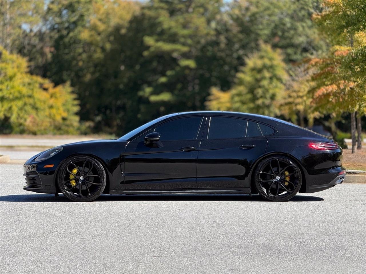 Porsche Panamera  2019