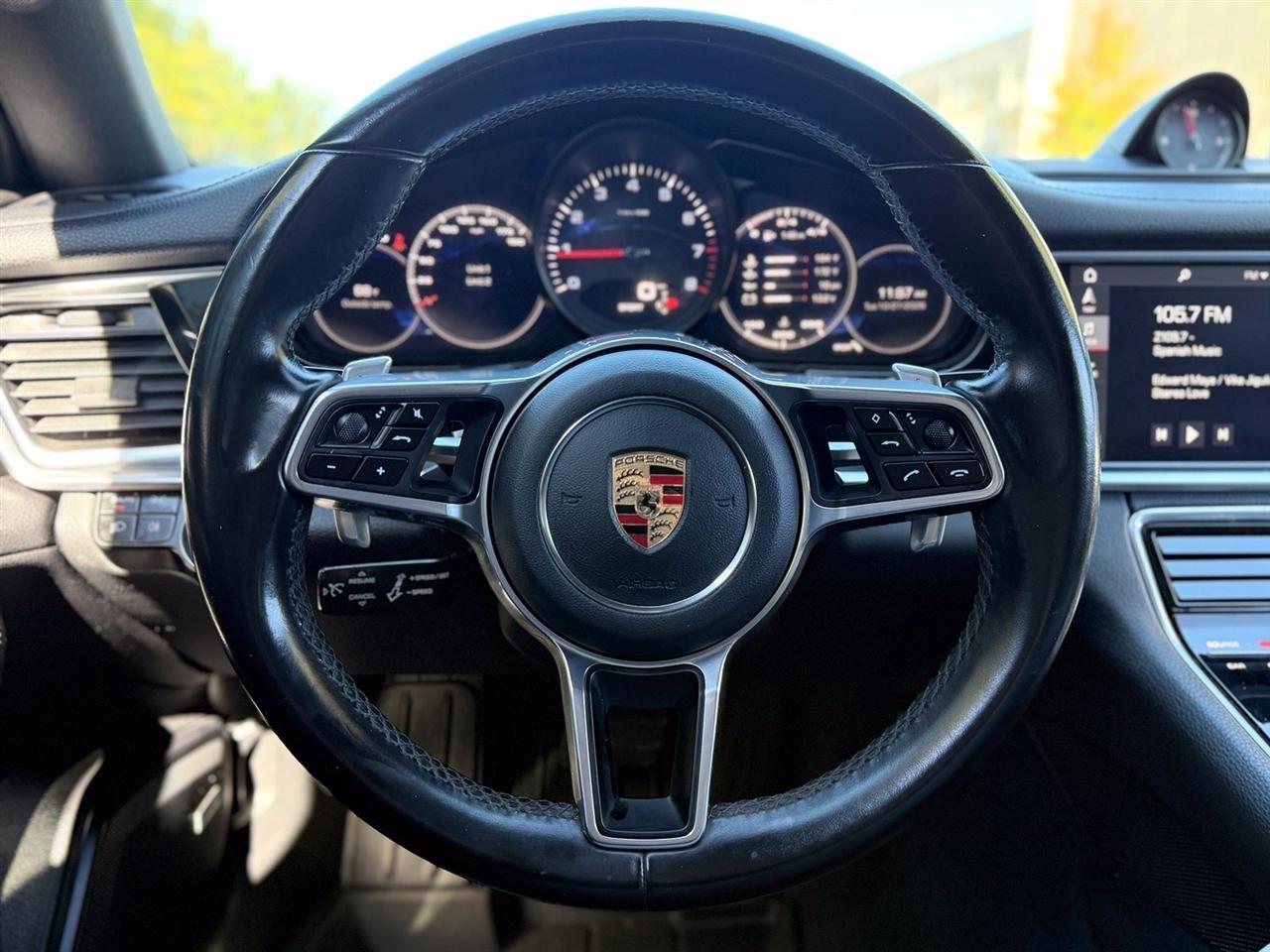 Porsche Panamera  2019