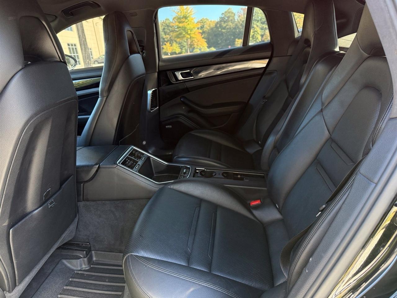 Porsche Panamera  2019