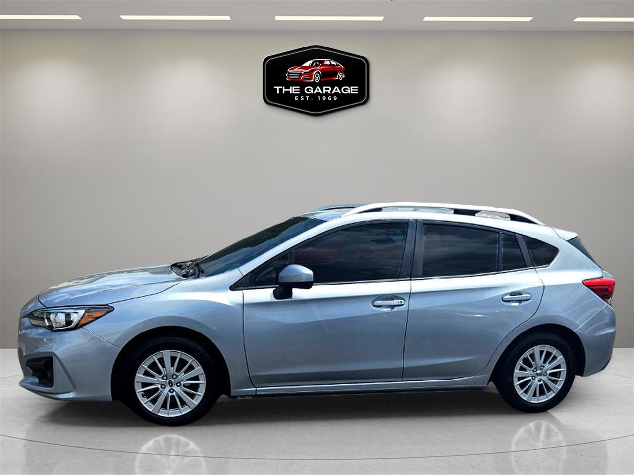 Subaru Impreza 2.0i Premium 5-Door 2018 Subaru Impreza 2.0i Premium 5-Door 2018