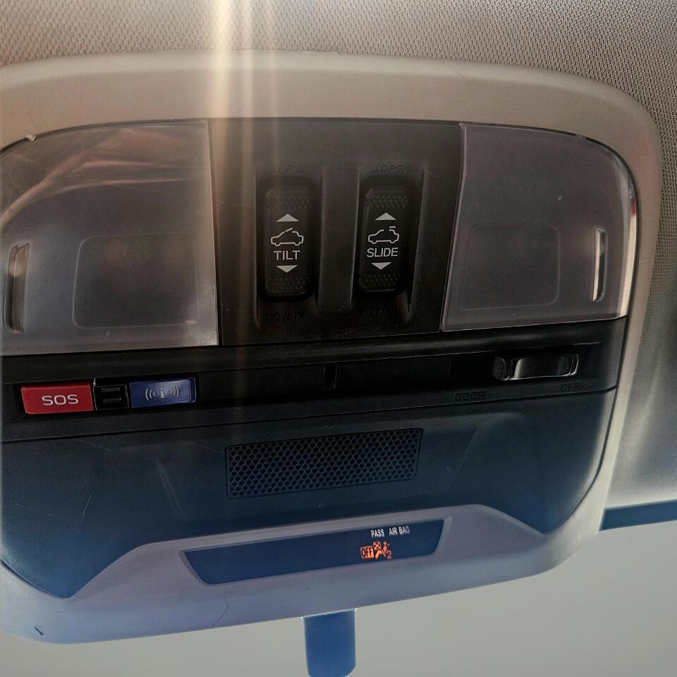 Subaru Impreza 2.0i Premium 5-Door 2018 Subaru Impreza 2.0i Premium 5-Door 2018