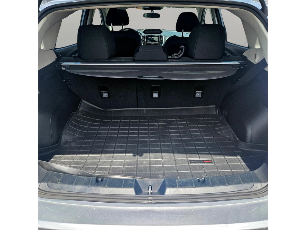 Subaru Impreza 2.0i Premium 5-Door 2018 Subaru Impreza 2.0i Premium 5-Door 2018